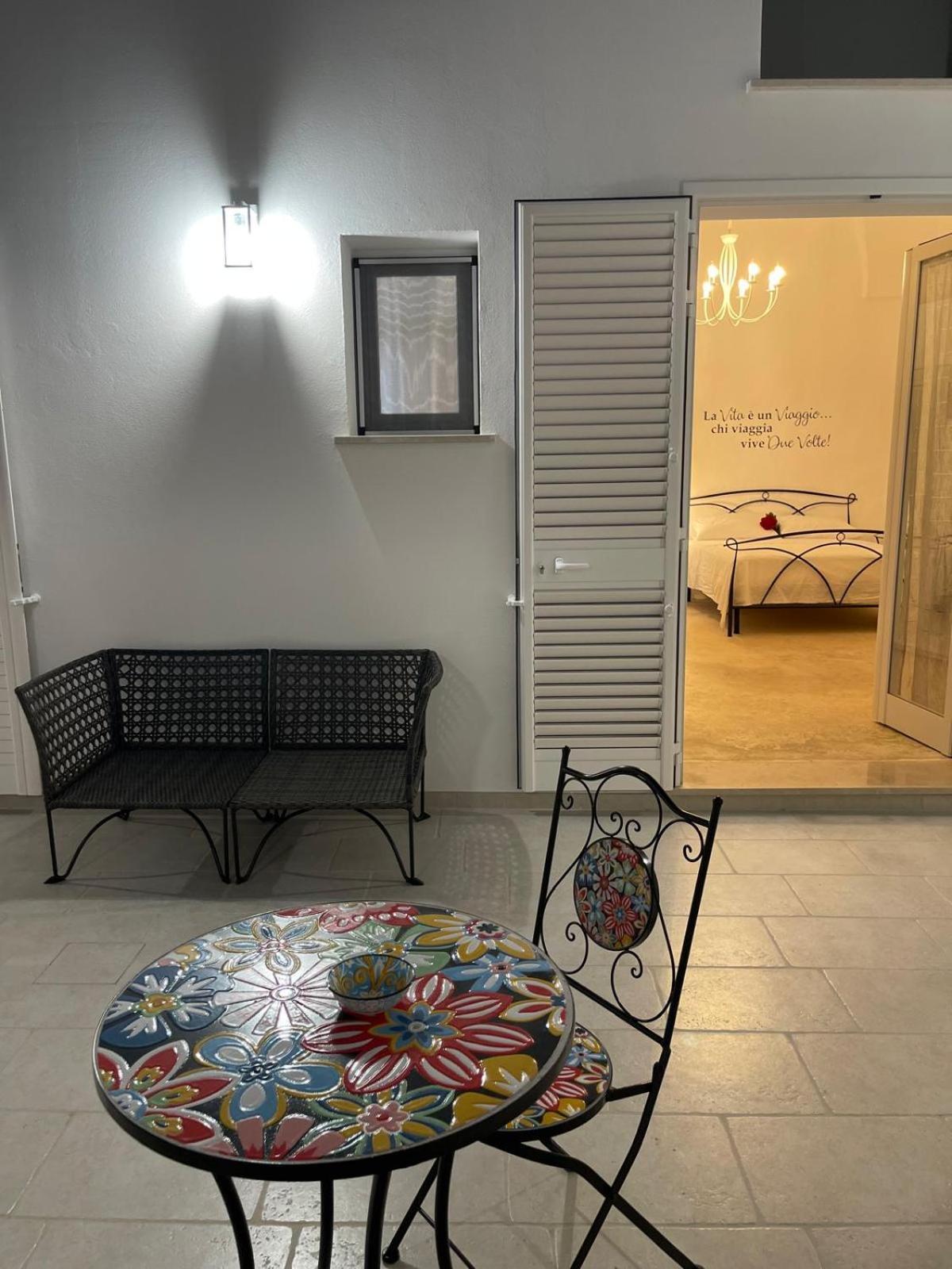 فندق Cortile Carducci راكالي المظهر الخارجي الصورة