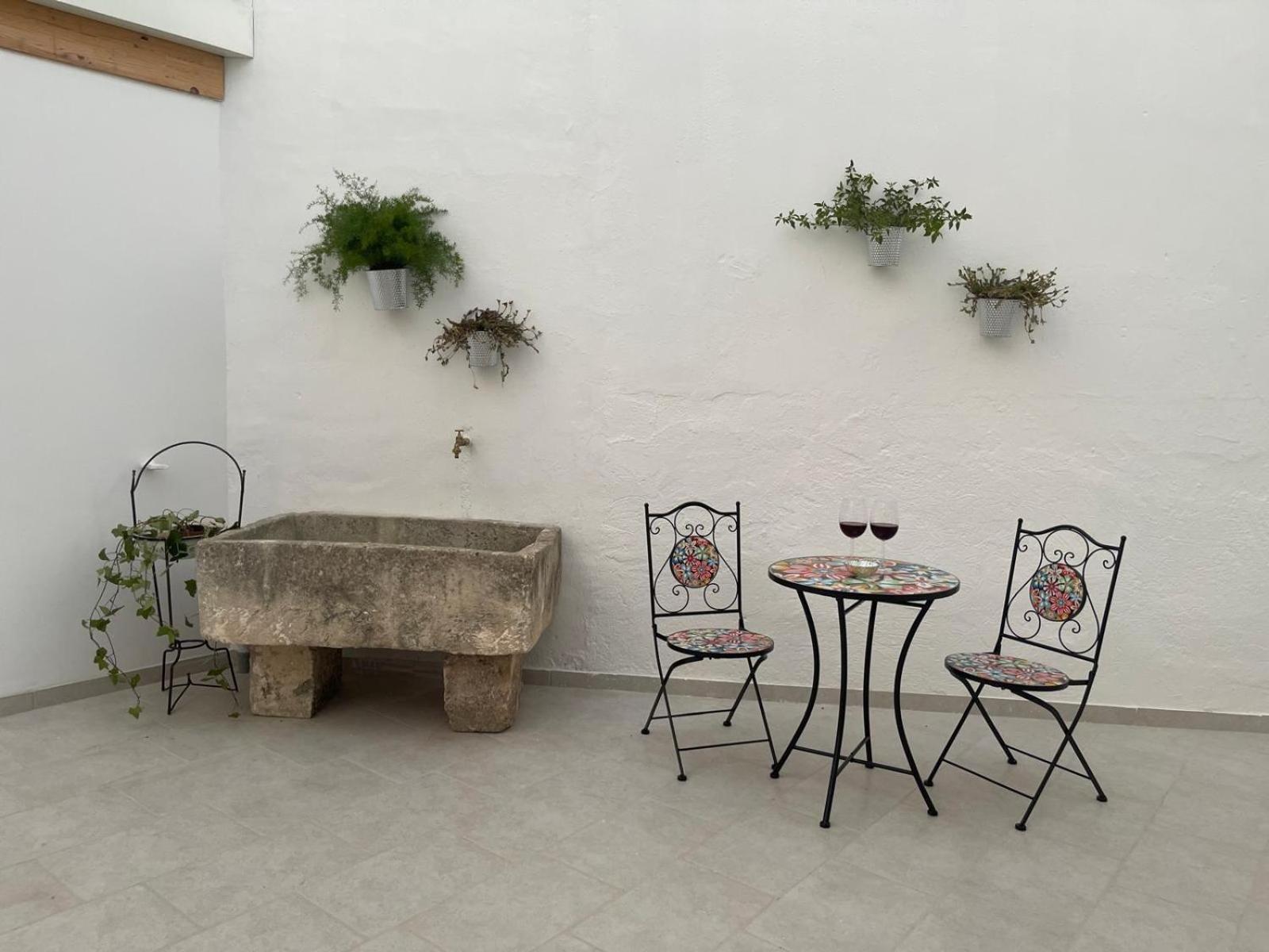 فندق Cortile Carducci راكالي المظهر الخارجي الصورة